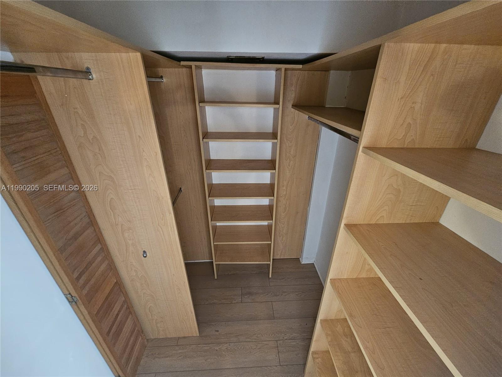 POINT EAST SEC 4 CONDO - Residential