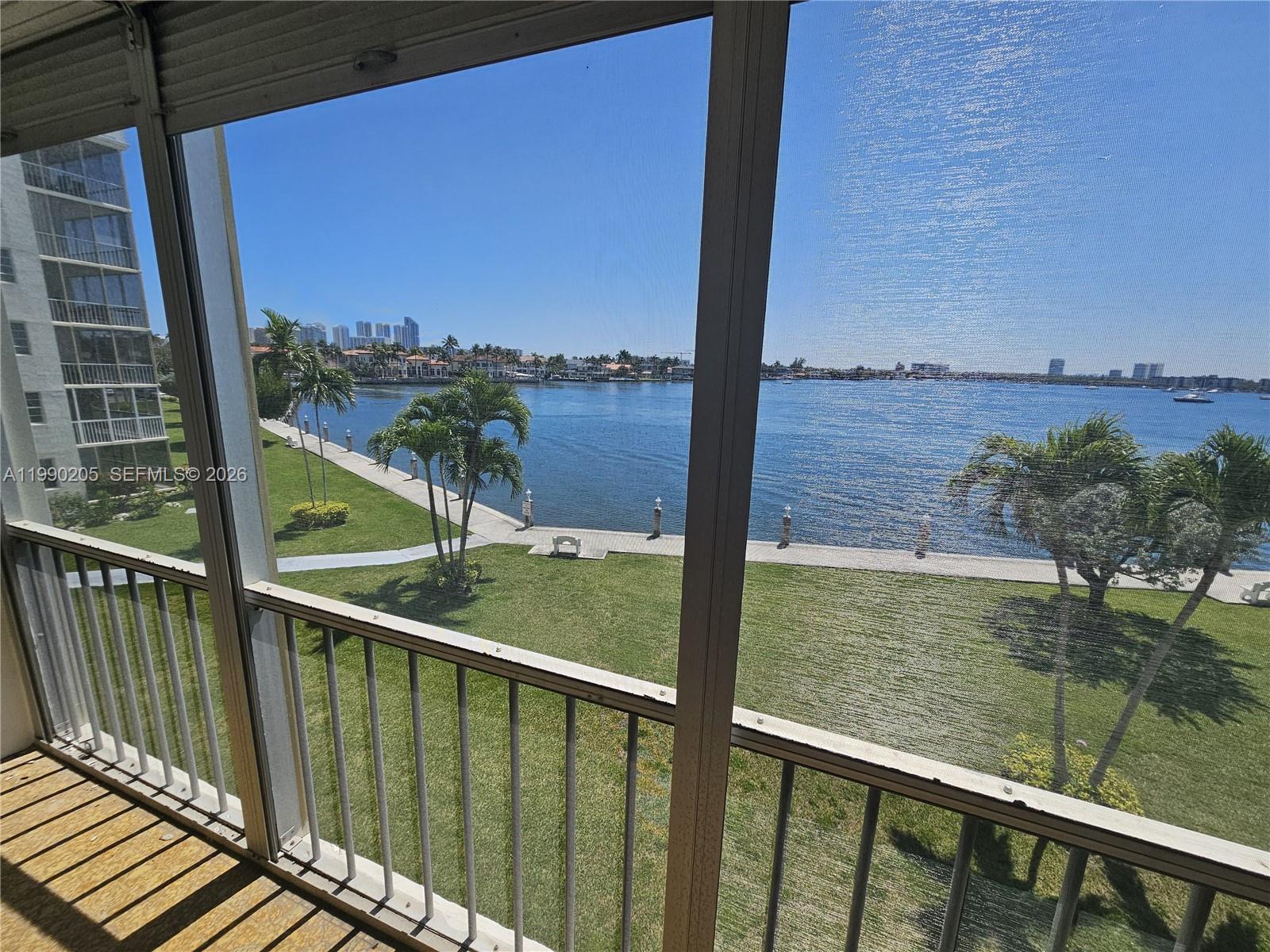 POINT EAST SEC 4 CONDO - Residential