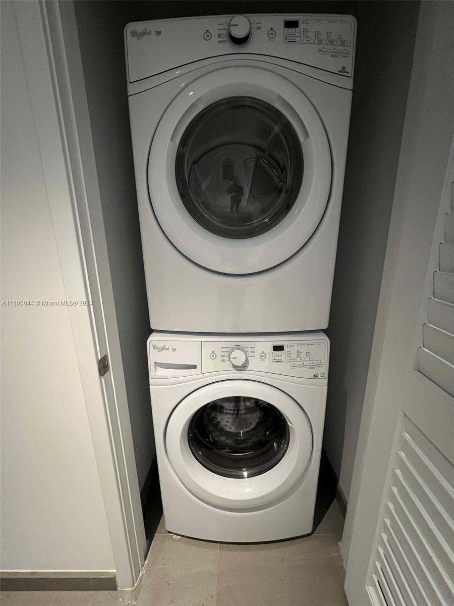 RISE CONDO - Residential Lease