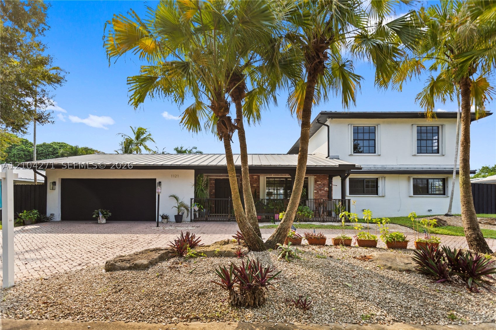 1121 SW 75th Ave