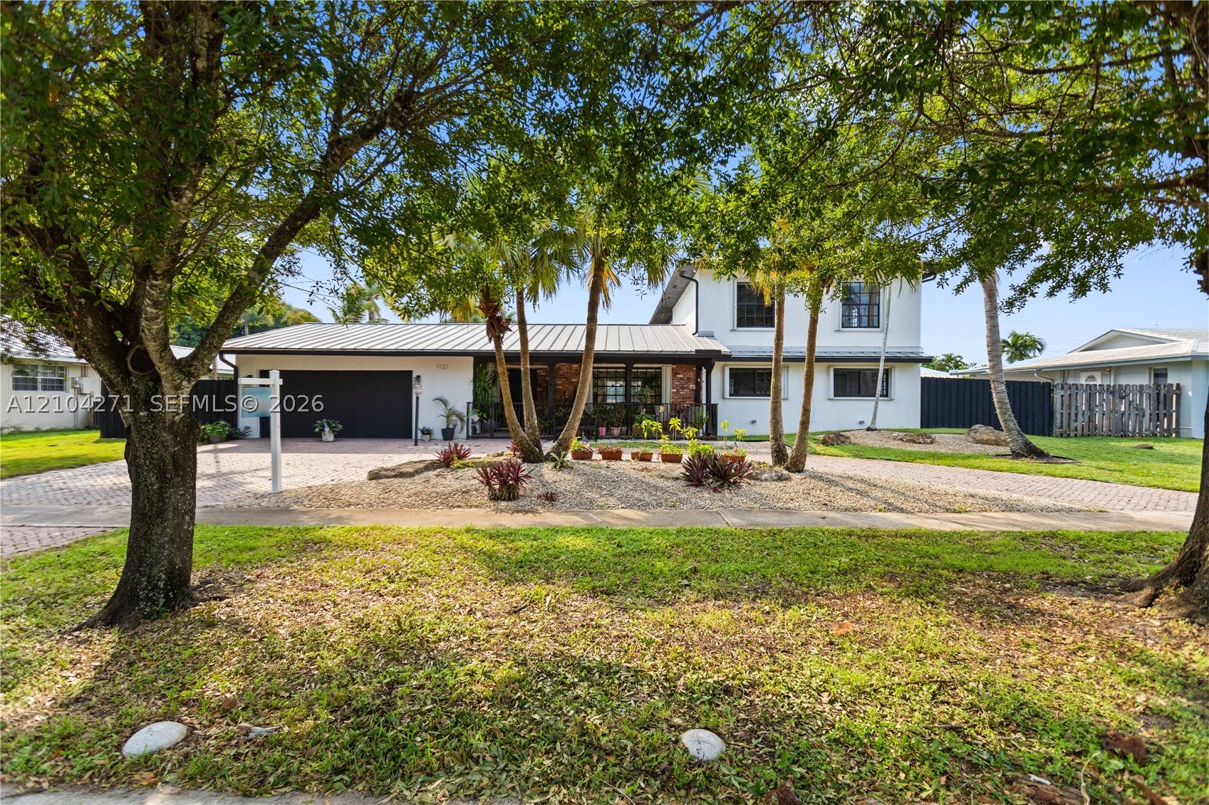 1121 SW 75th Ave