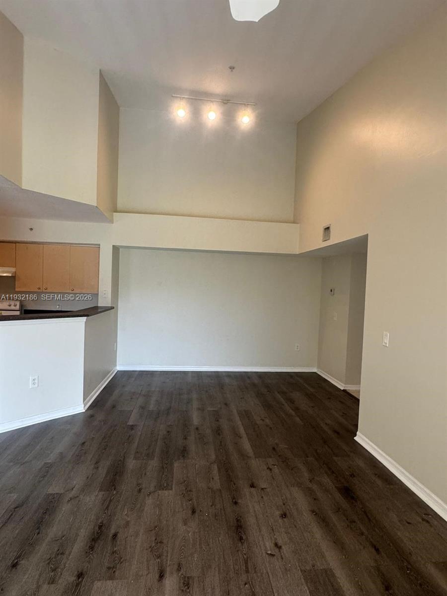 4041 San Marino Blvd 308