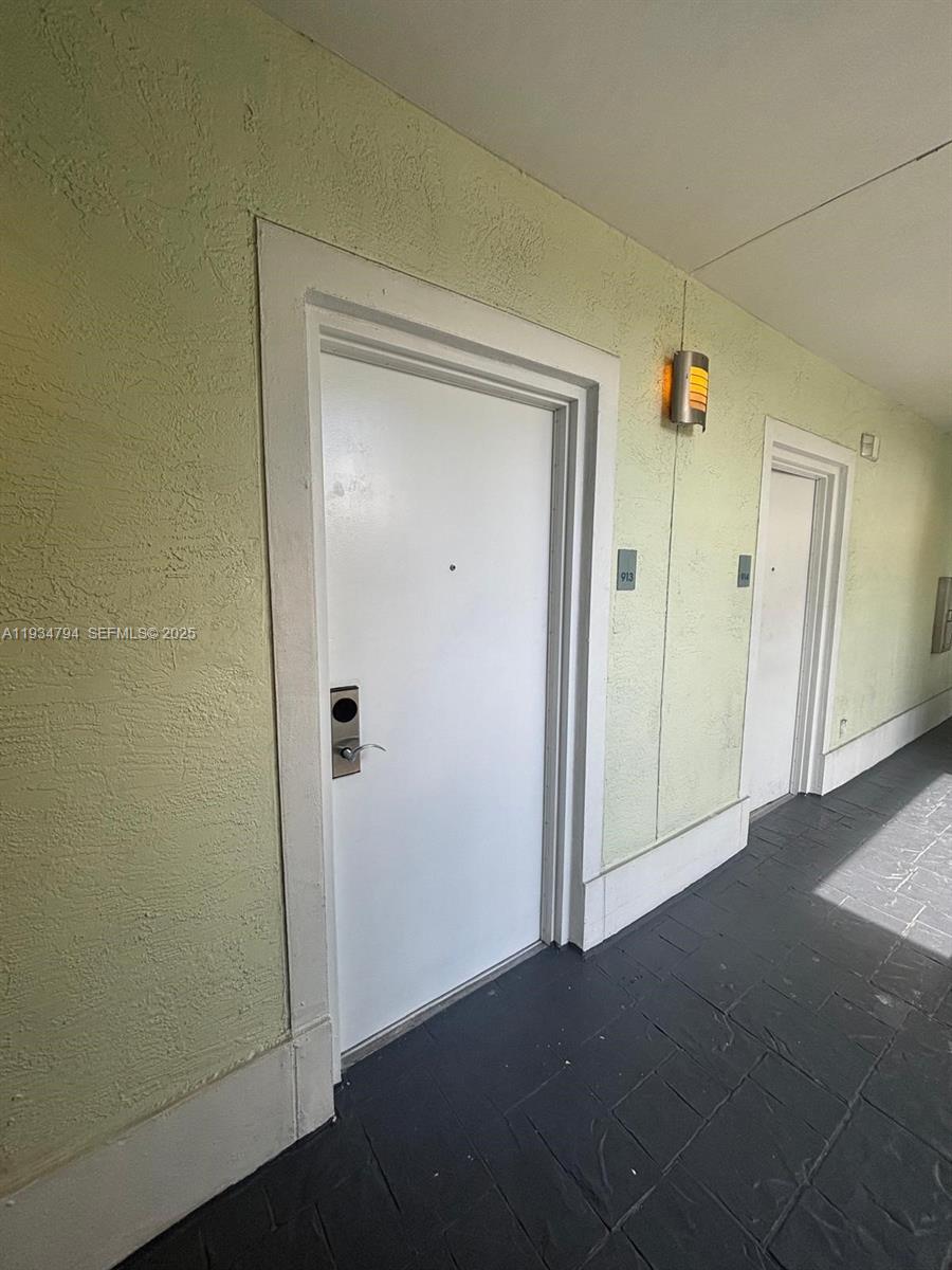 5300 NW 87th Ave 913