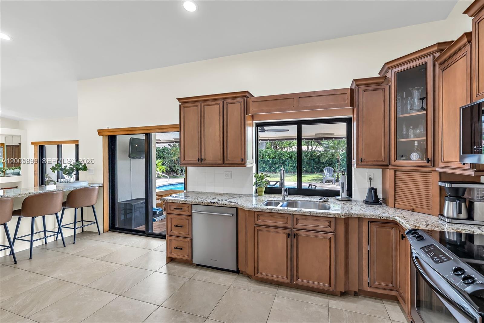 BROOKSIDE - Residential