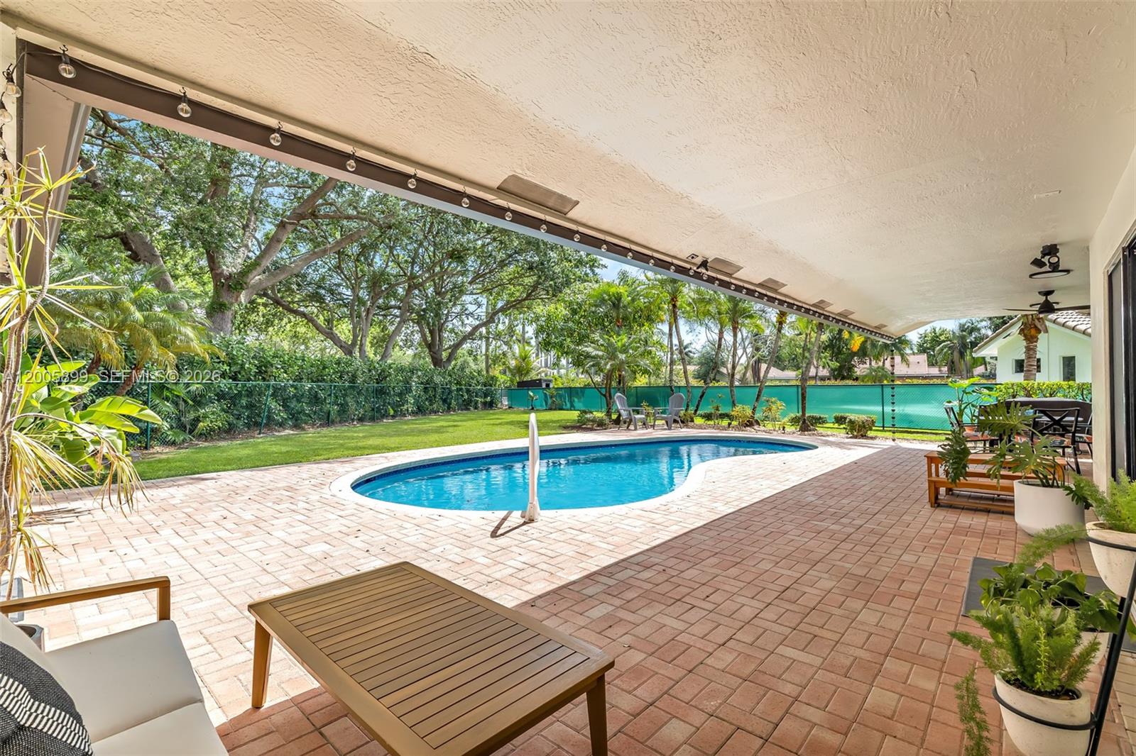 BROOKSIDE - Residential