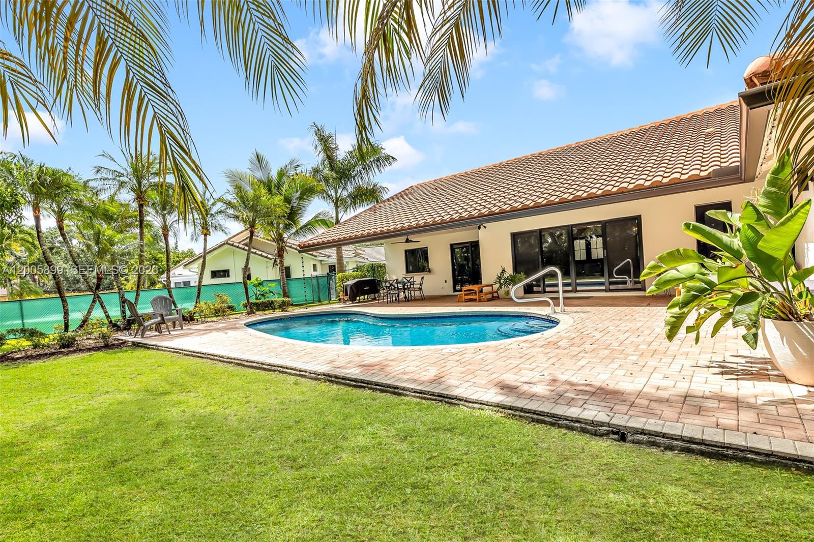 BROOKSIDE - Residential