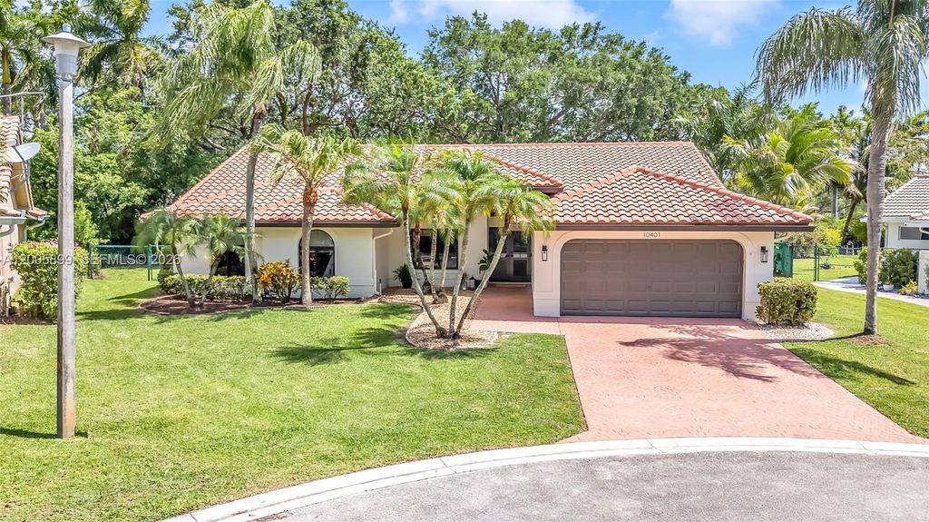 Photo of 10401 NW 48th Mnr, Coral Springs, FL 33076 (MLS # A12005899)