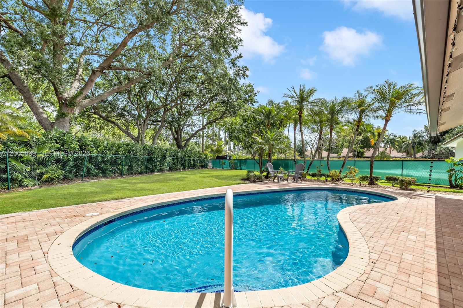 BROOKSIDE - Residential