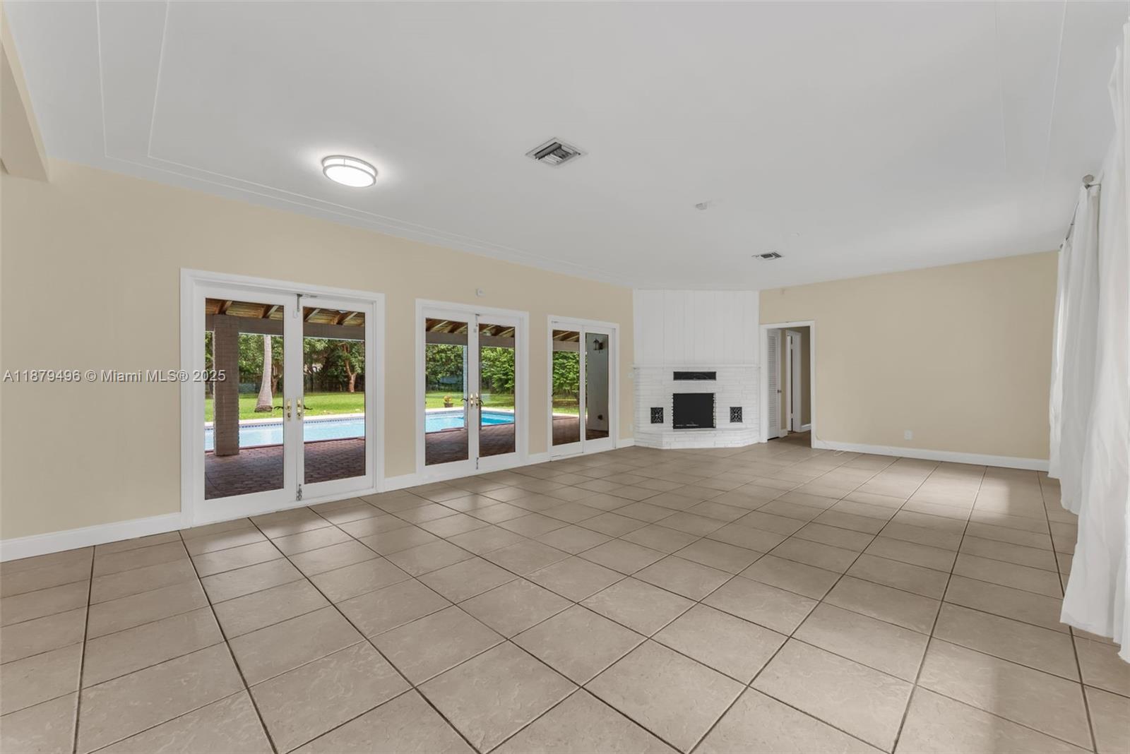 RIDGELINE ESTATES - Residential Lease