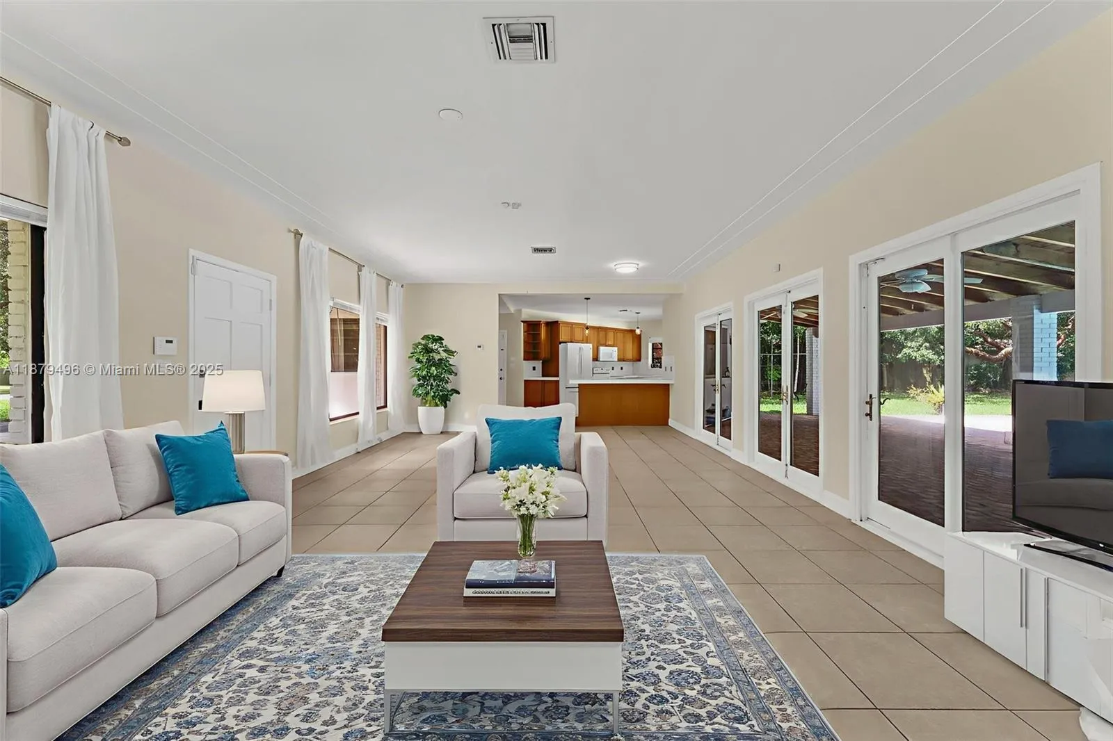 Pinecrest, Florida 33156, United States, 4 Bedrooms Bedrooms, ,3 BathroomsBathrooms,Residential,Active,211081