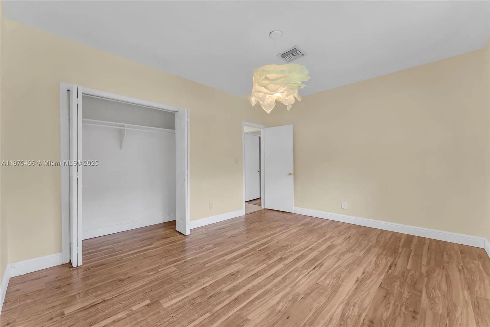 Pinecrest, Florida 33156, United States, 4 Bedrooms Bedrooms, ,3 BathroomsBathrooms,Residential,Active,211081