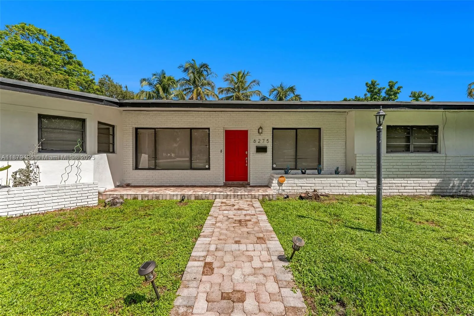 Pinecrest, Florida 33156, United States, 4 Bedrooms Bedrooms, ,3 BathroomsBathrooms,Residential,Active,211081