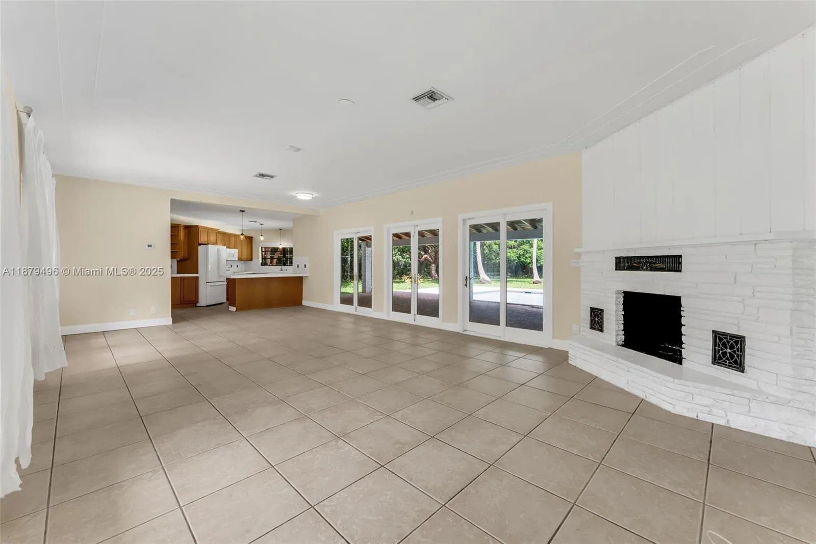 Pinecrest, Florida 33156, United States, 4 Bedrooms Bedrooms, ,3 BathroomsBathrooms,Residential,Active,211081