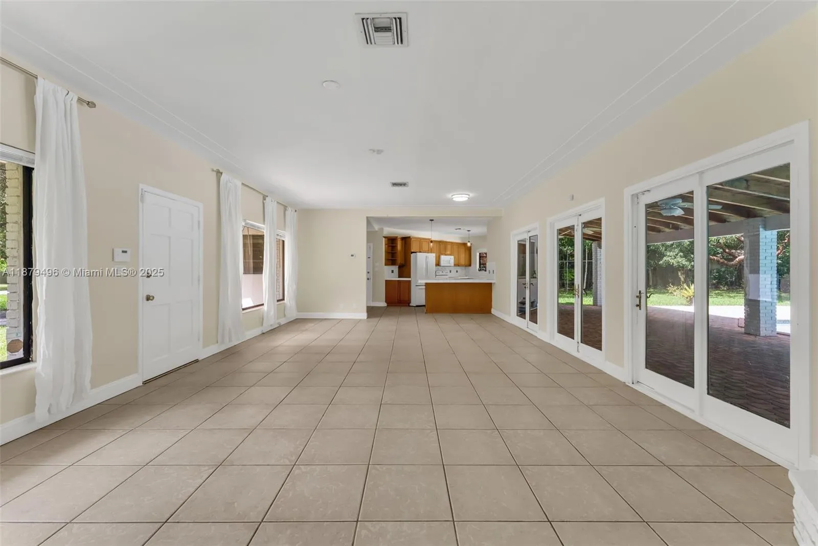 Pinecrest, Florida 33156, United States, 4 Bedrooms Bedrooms, ,3 BathroomsBathrooms,Residential,Active,211081