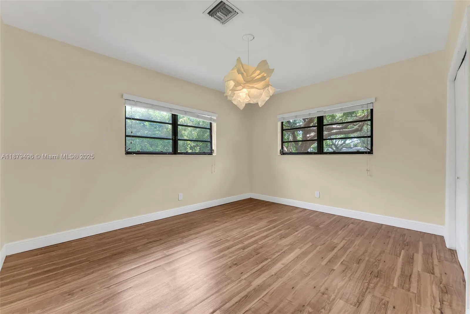 Pinecrest, Florida 33156, United States, 4 Bedrooms Bedrooms, ,3 BathroomsBathrooms,Residential,Active,211081