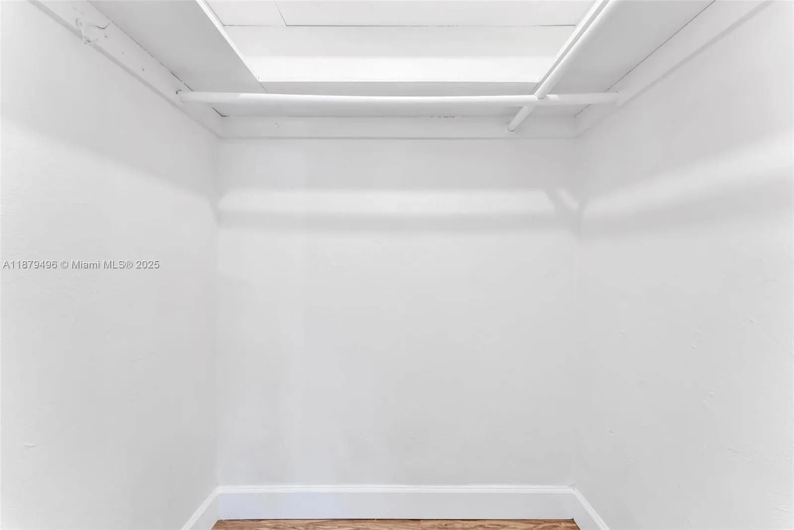 Pinecrest, Florida 33156, United States, 4 Bedrooms Bedrooms, ,3 BathroomsBathrooms,Residential,Active,211081