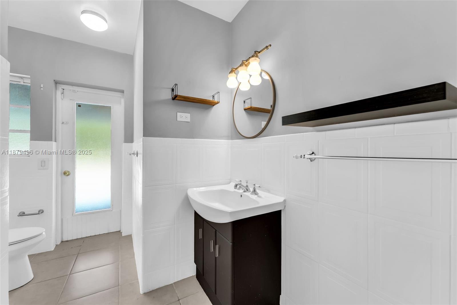 RIDGELINE ESTATES - Residential Lease