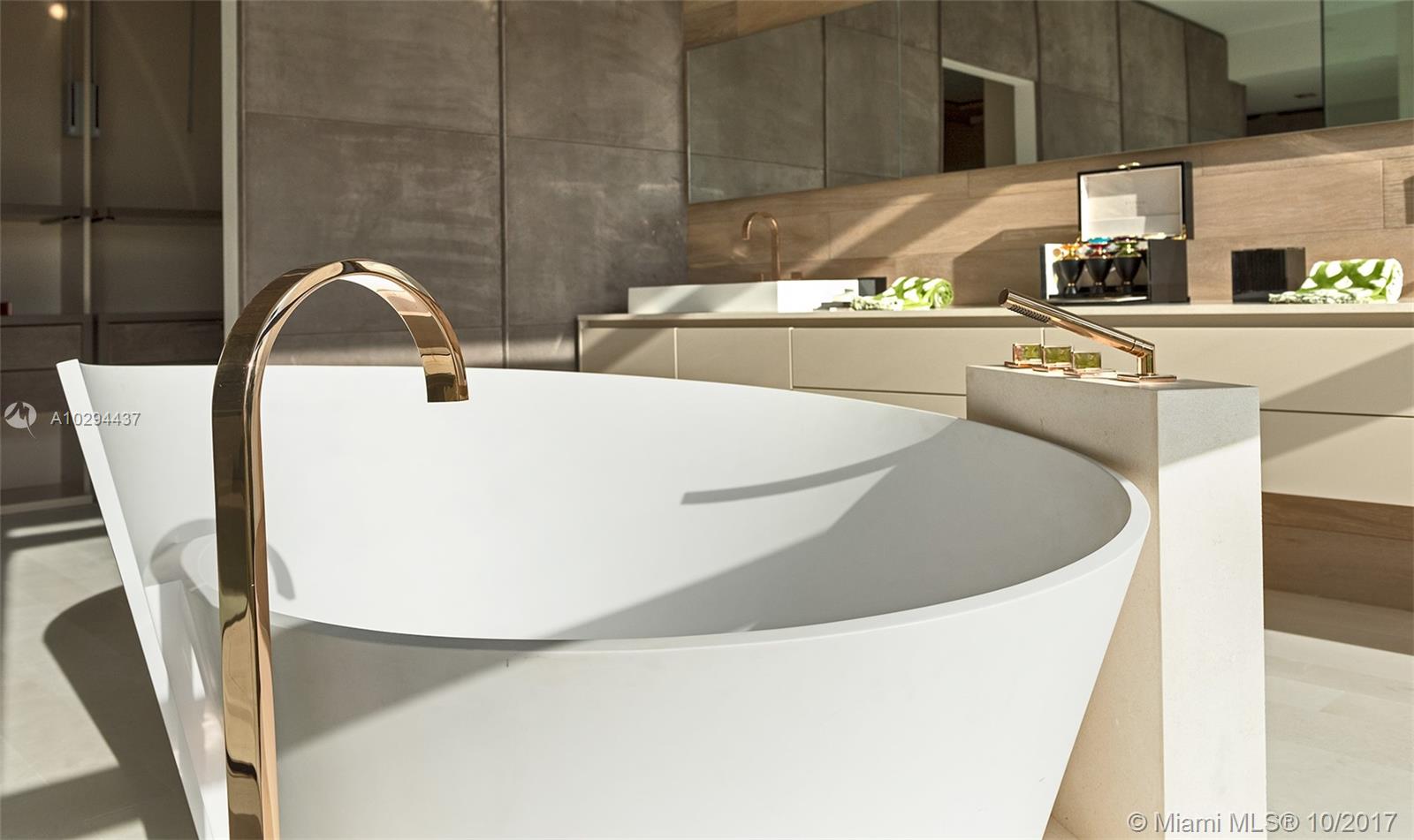 Amended Plat/Sunset Lake - Residential