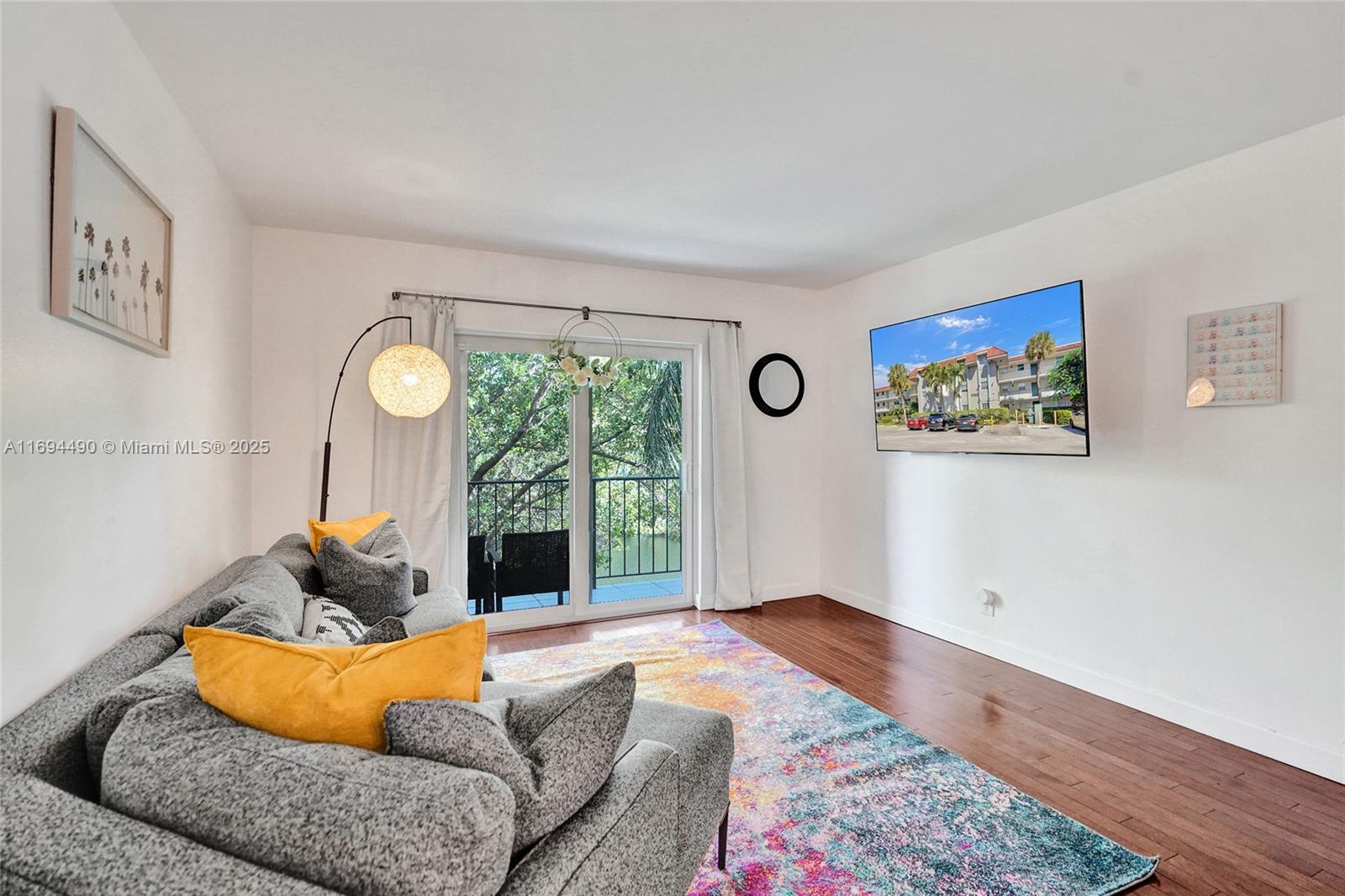 Property for Sale at 1785 N Andrews Sq 205E, Fort Lauderdale, Broward County, Florida - Bedrooms: 2 
Bathrooms: 2  - $299,000