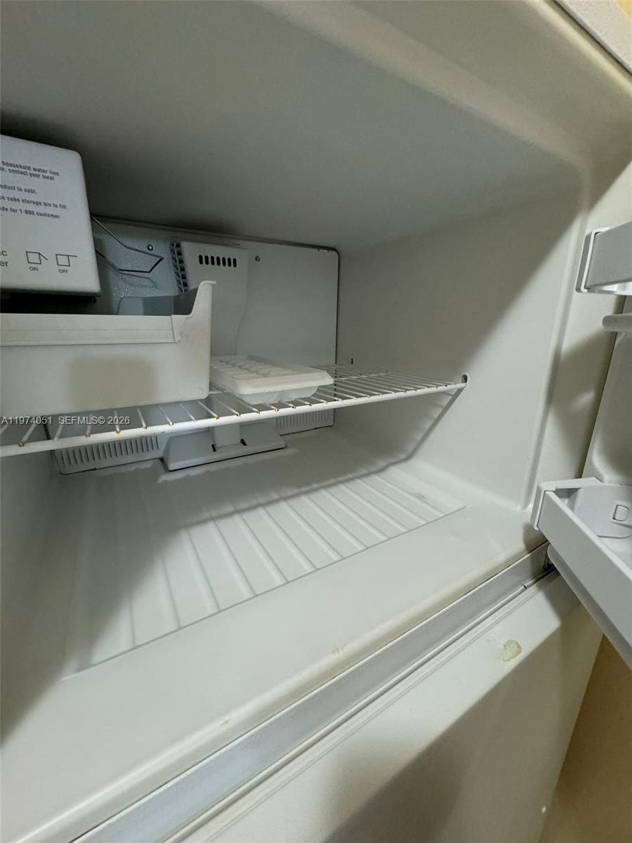 KENT CONDOS - Residential