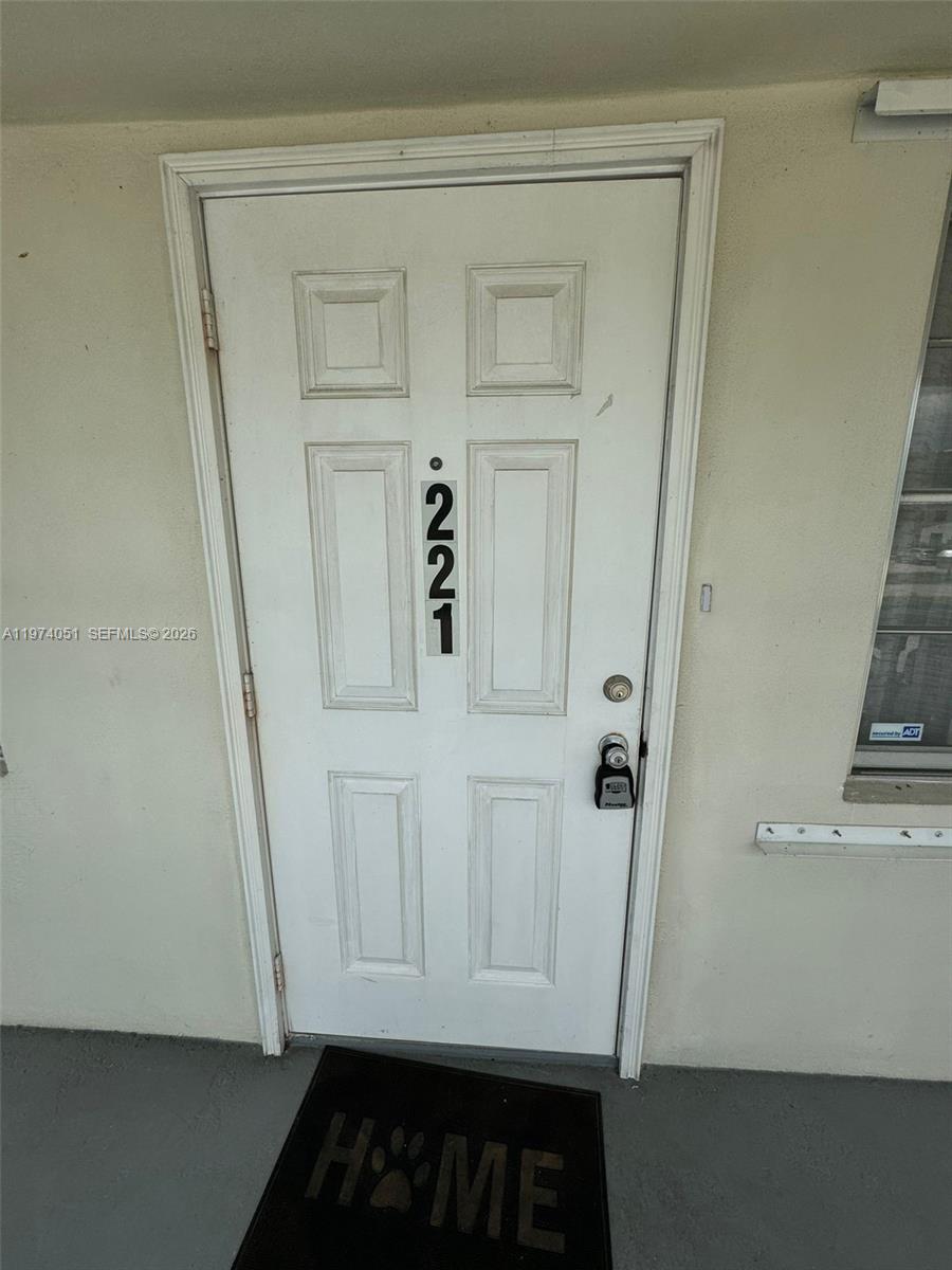 KENT CONDOS - Residential