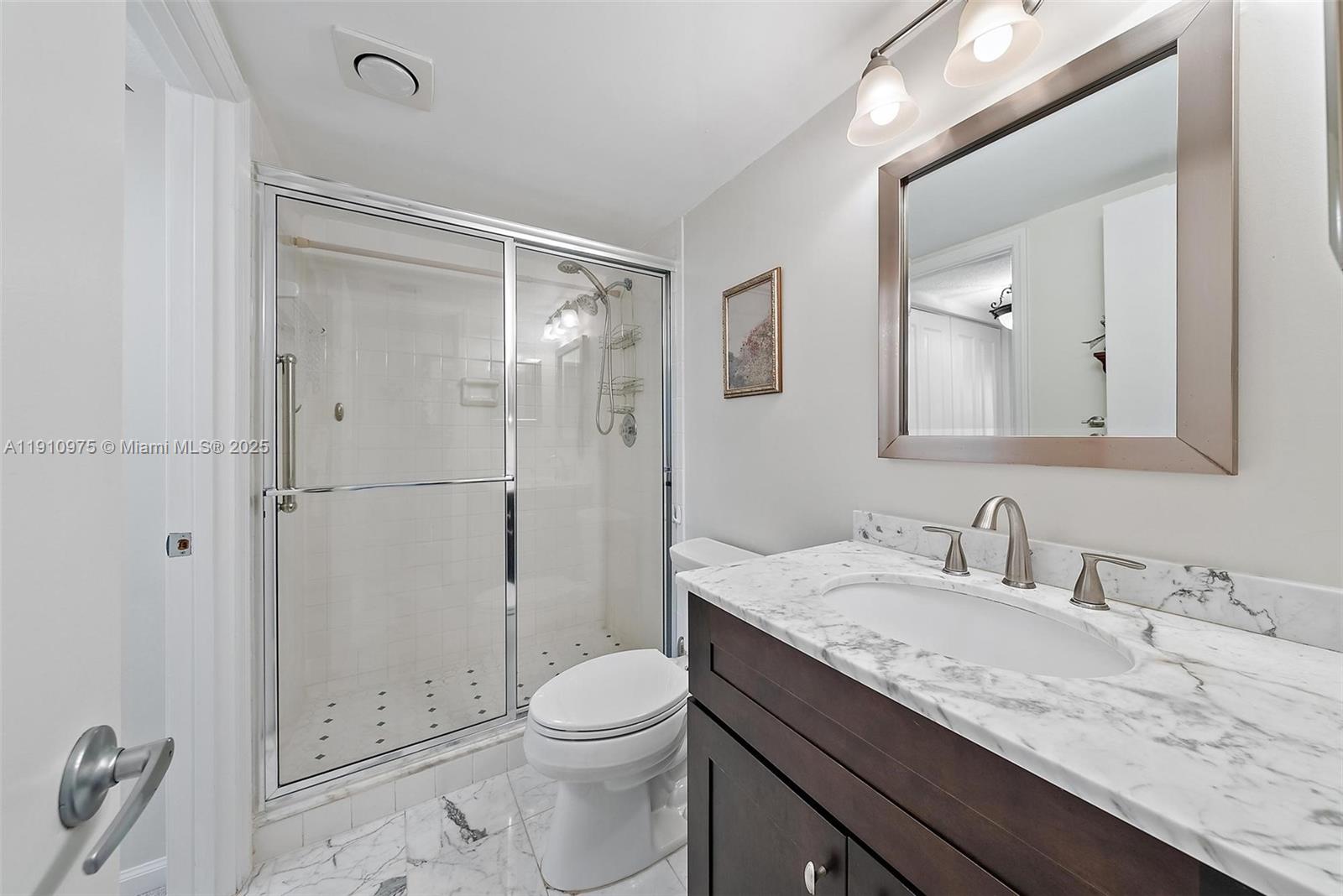 JUPITER OCEAN AND RACQUET - Residential Lease