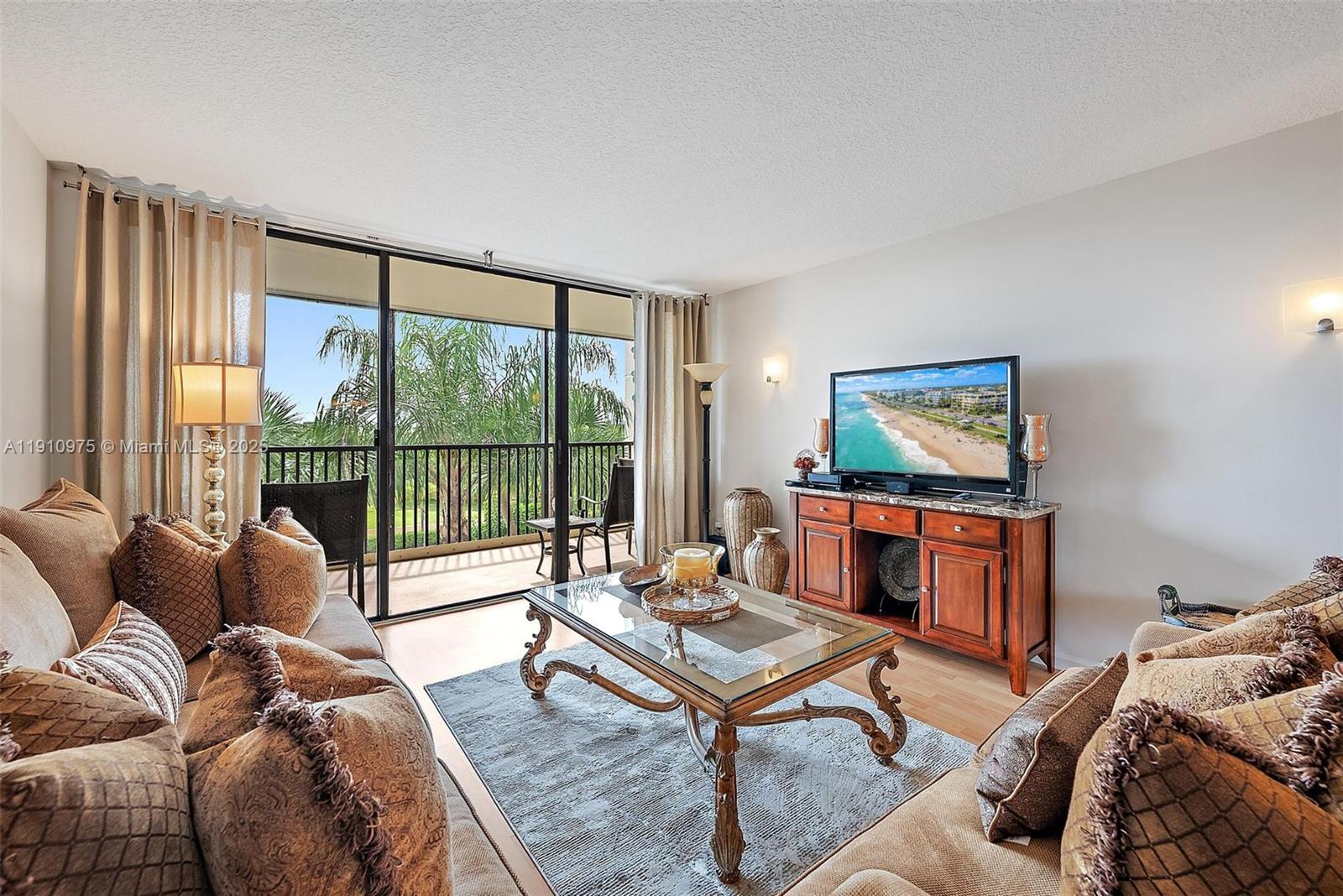 JUPITER OCEAN AND RACQUET - Residential Lease