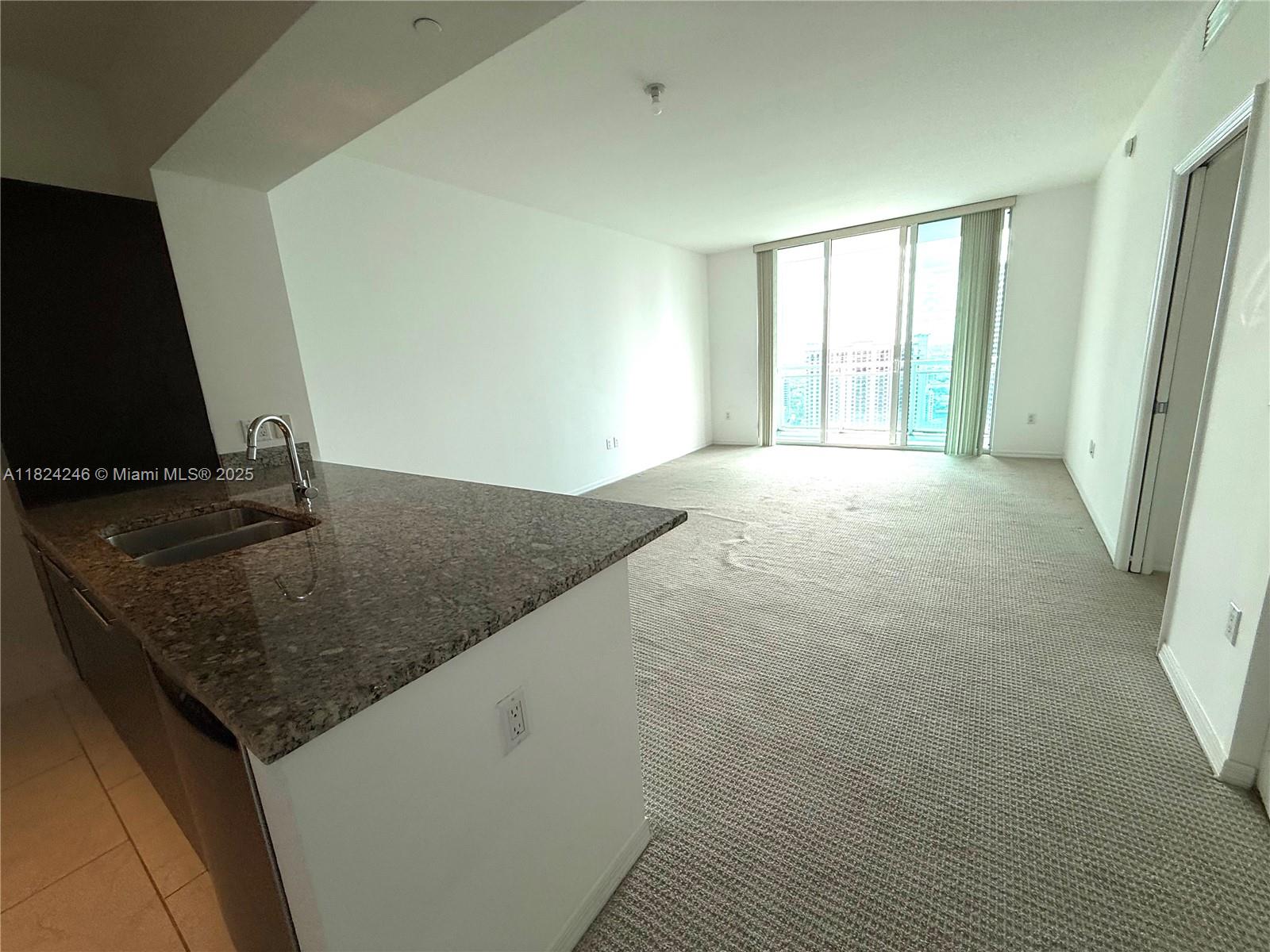 951 Brickell Ave 3703