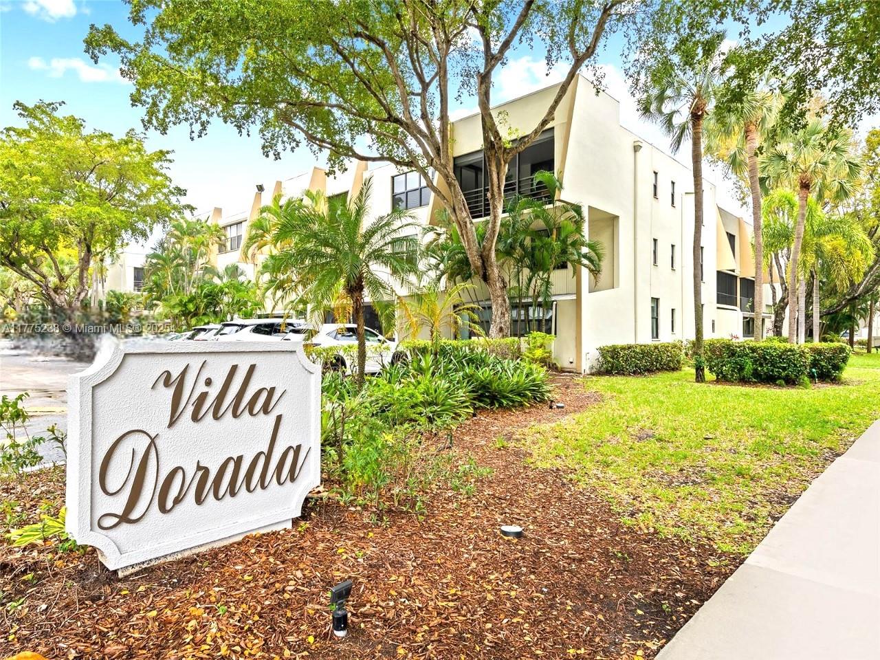 20401 Ne 30th Ave 410-8, Aventura, Miami-Dade County, Florida - 3 Bedrooms  
2 Bathrooms - 