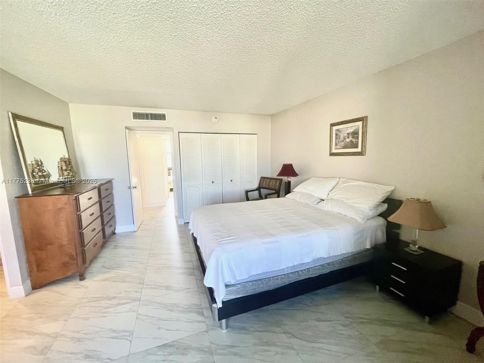 VILLA DORADA CONDO NO 2 - Residential