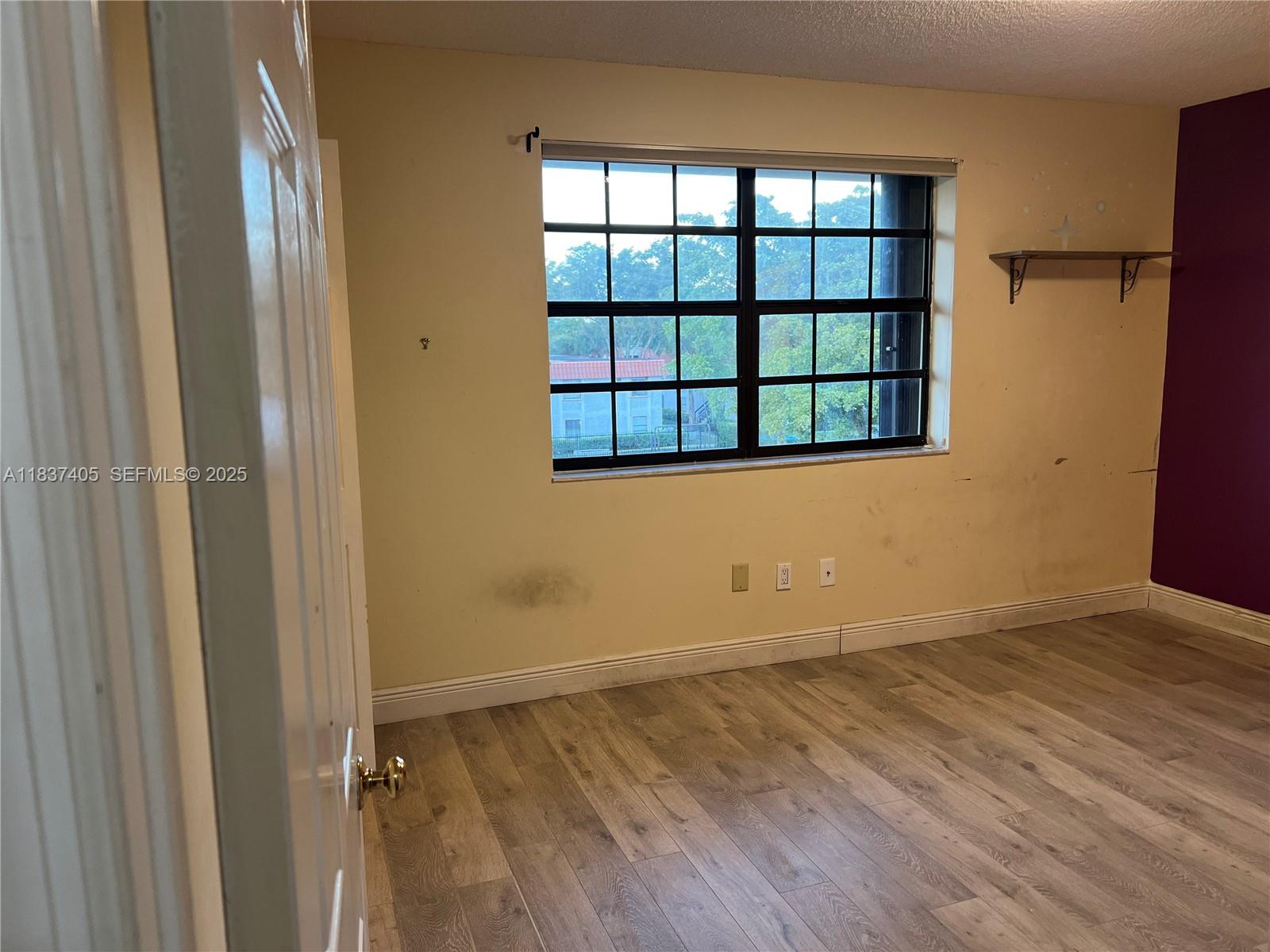 9850 Hammocks Blvd 107