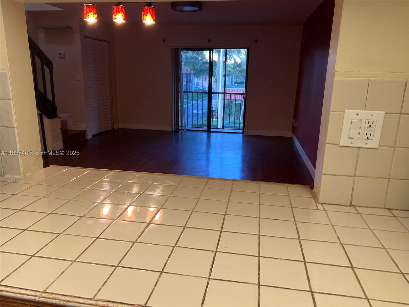 9850 Hammocks Blvd 107