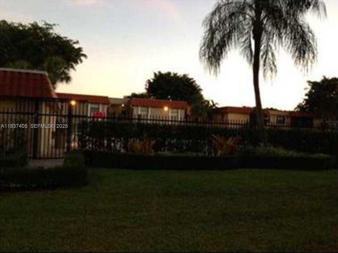 9850 Hammocks Blvd 107