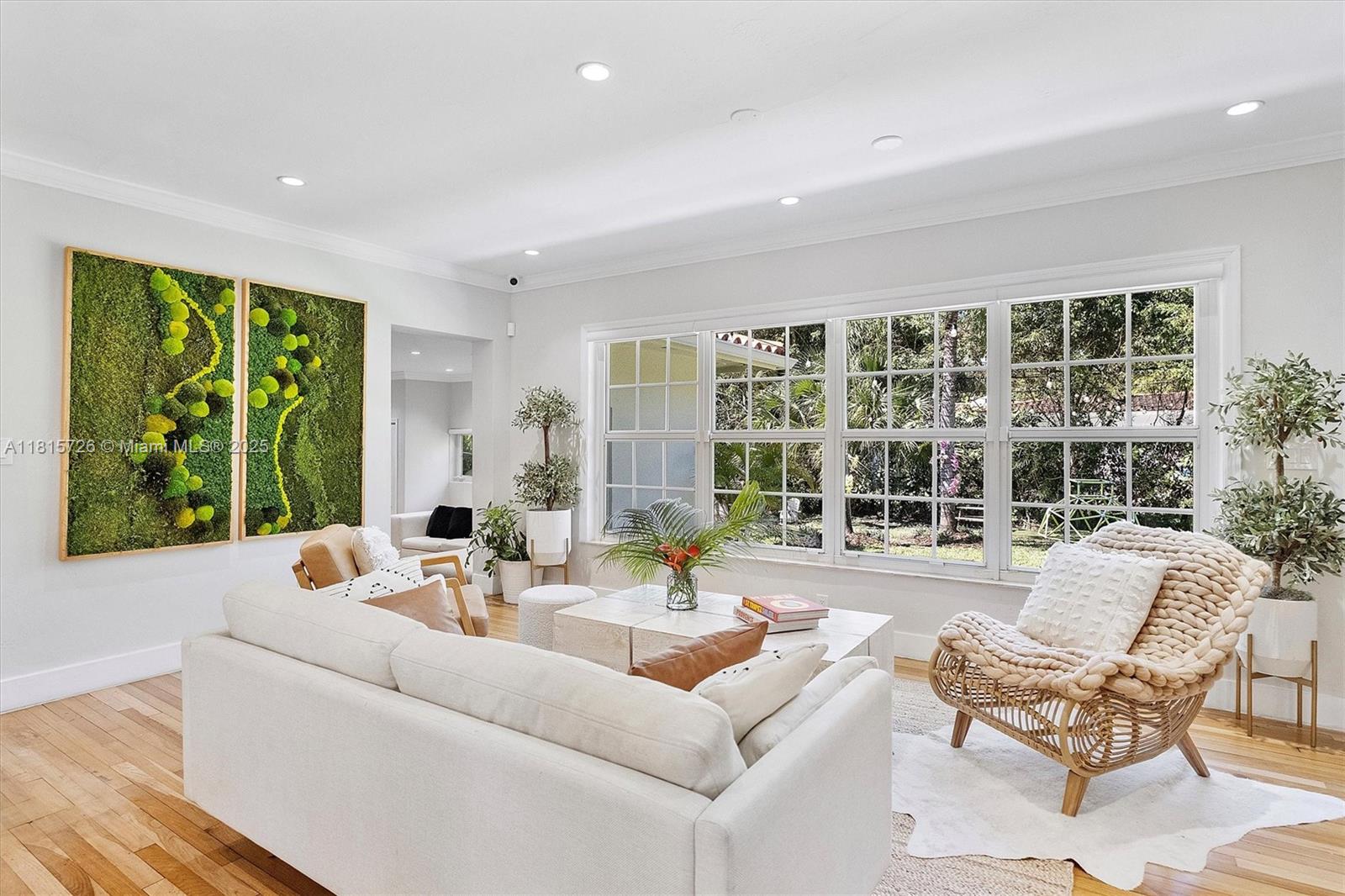 CORAL GABLES RIV SEC 6 - Residential