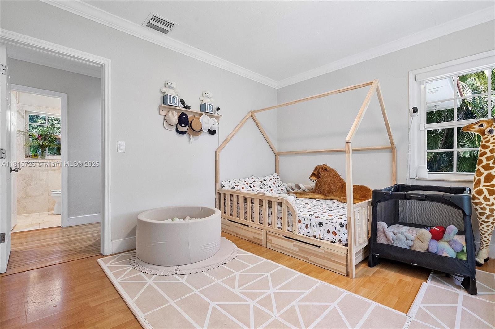 CORAL GABLES RIV SEC 6 - Residential