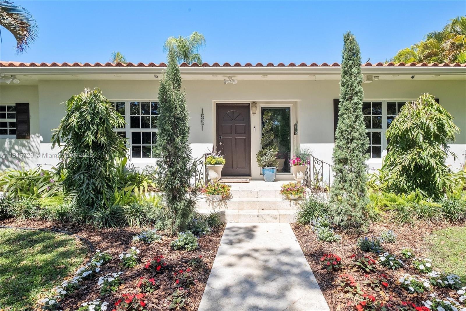 1551 Delgado Ave