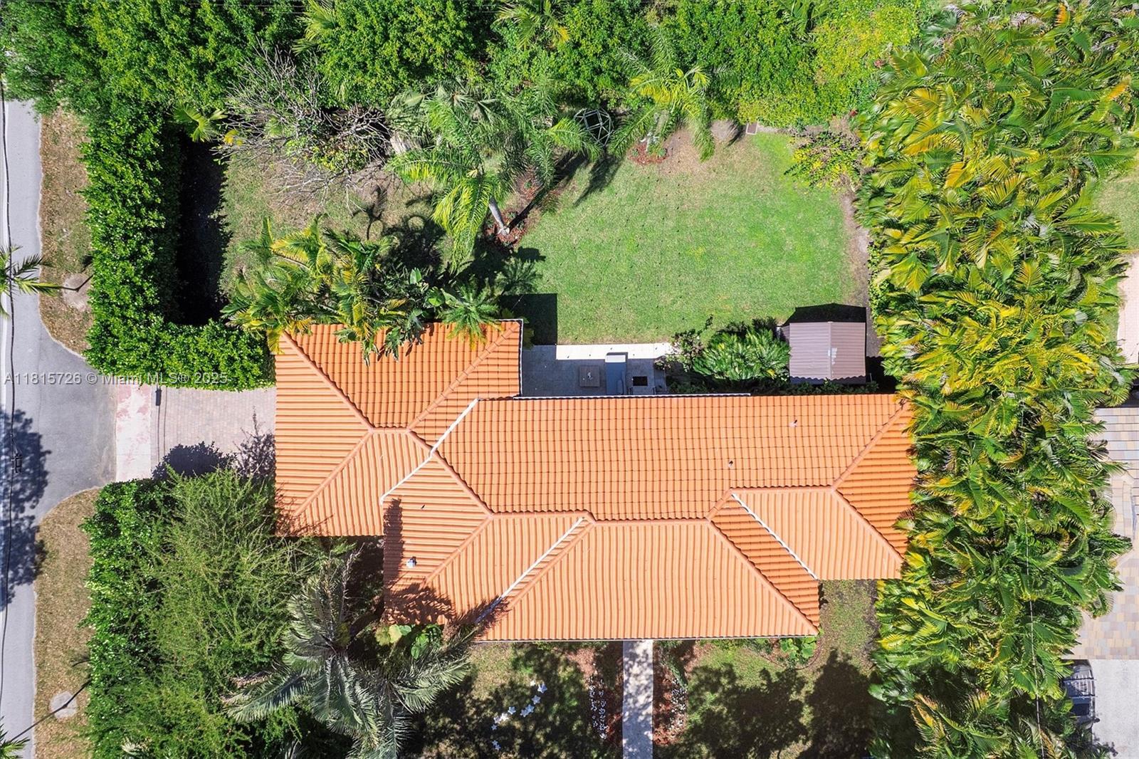 CORAL GABLES RIV SEC 6 - Residential