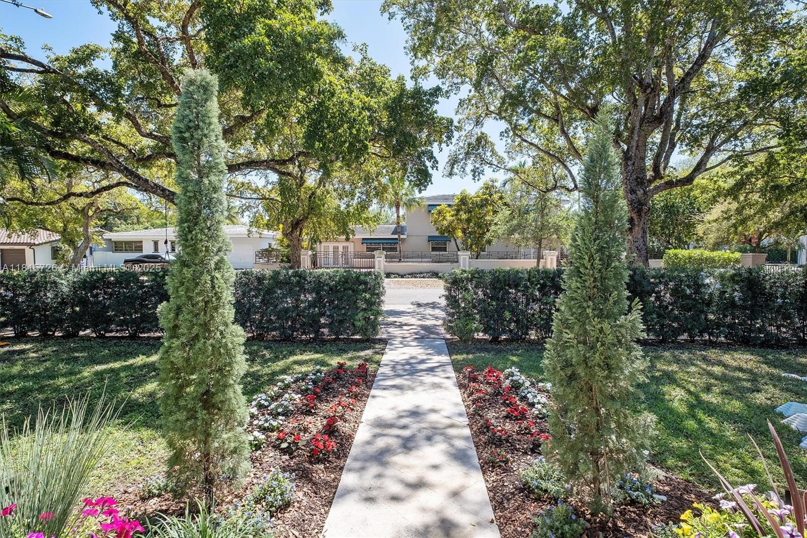 CORAL GABLES RIV SEC 6 - Residential