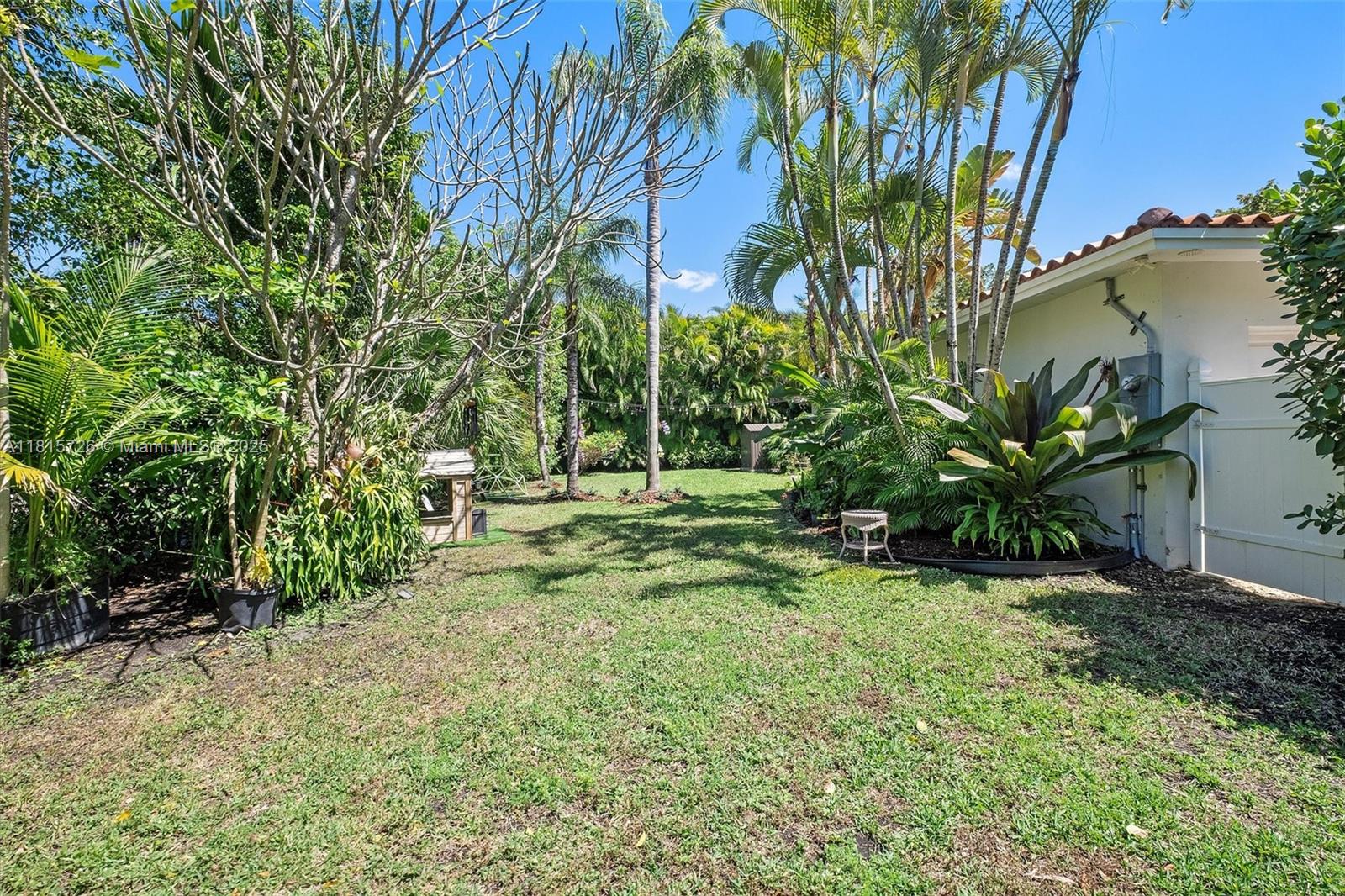 CORAL GABLES RIV SEC 6 - Residential