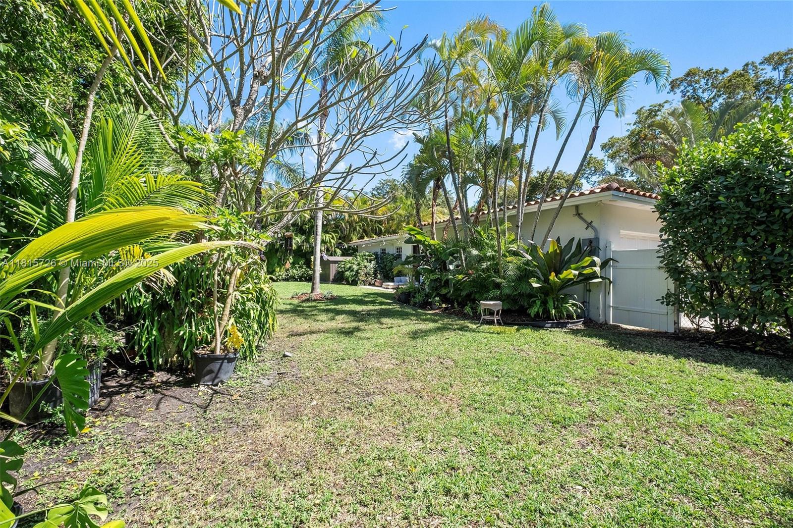 CORAL GABLES RIV SEC 6 - Residential