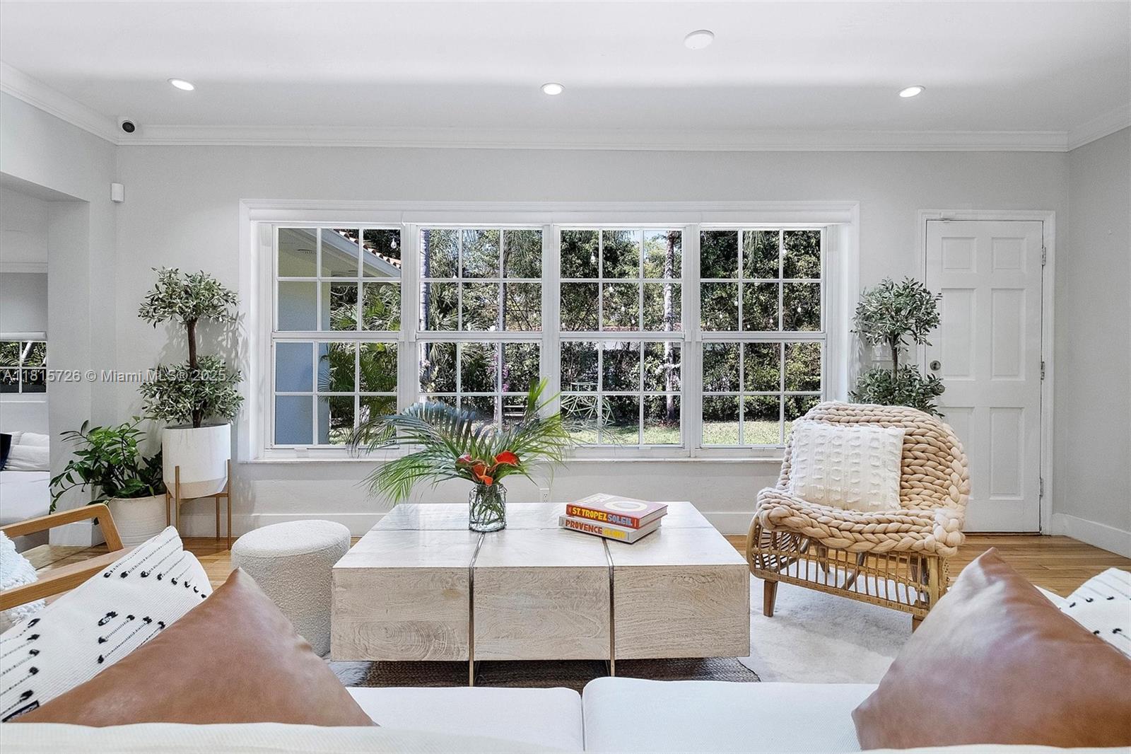 CORAL GABLES RIV SEC 6 - Residential