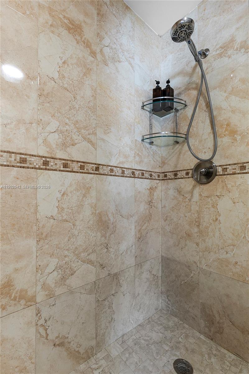 CHAPEL TRAIL II - Residential