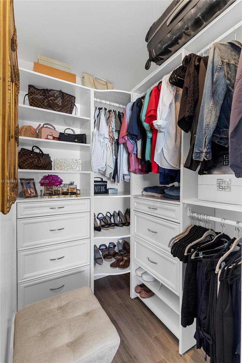 CHAPEL TRAIL II - Residential