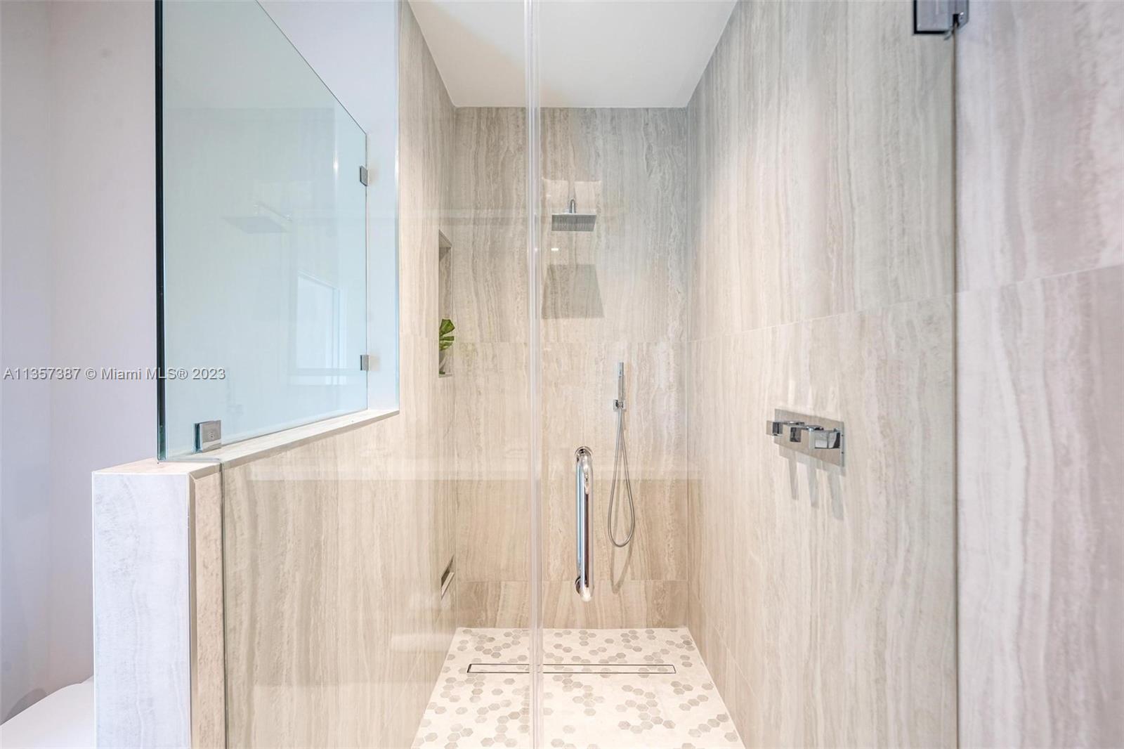 CG RIVIERA SEC 3 REV - Residential