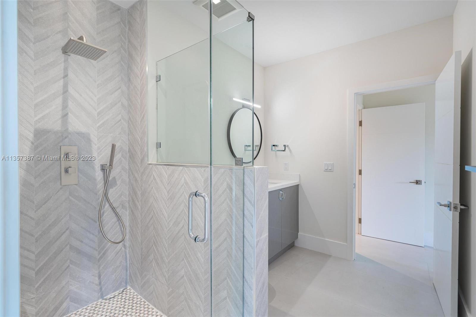 CG RIVIERA SEC 3 REV - Residential