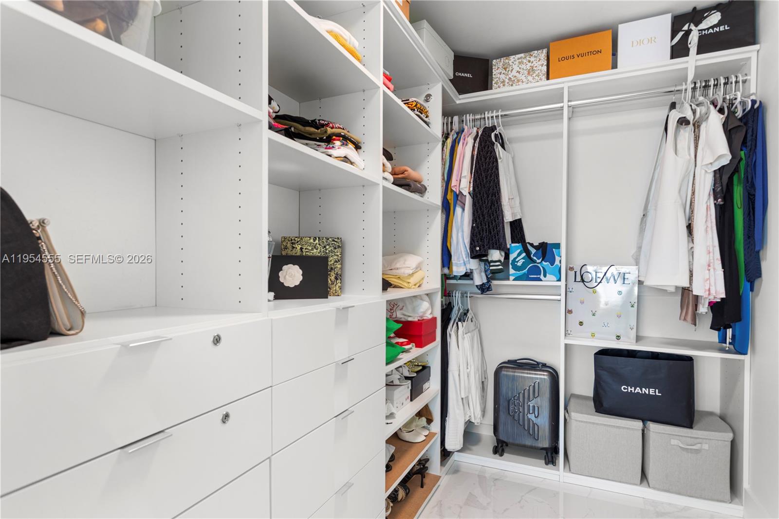 MIRASOL OCEAN TOWERS COND - Residential