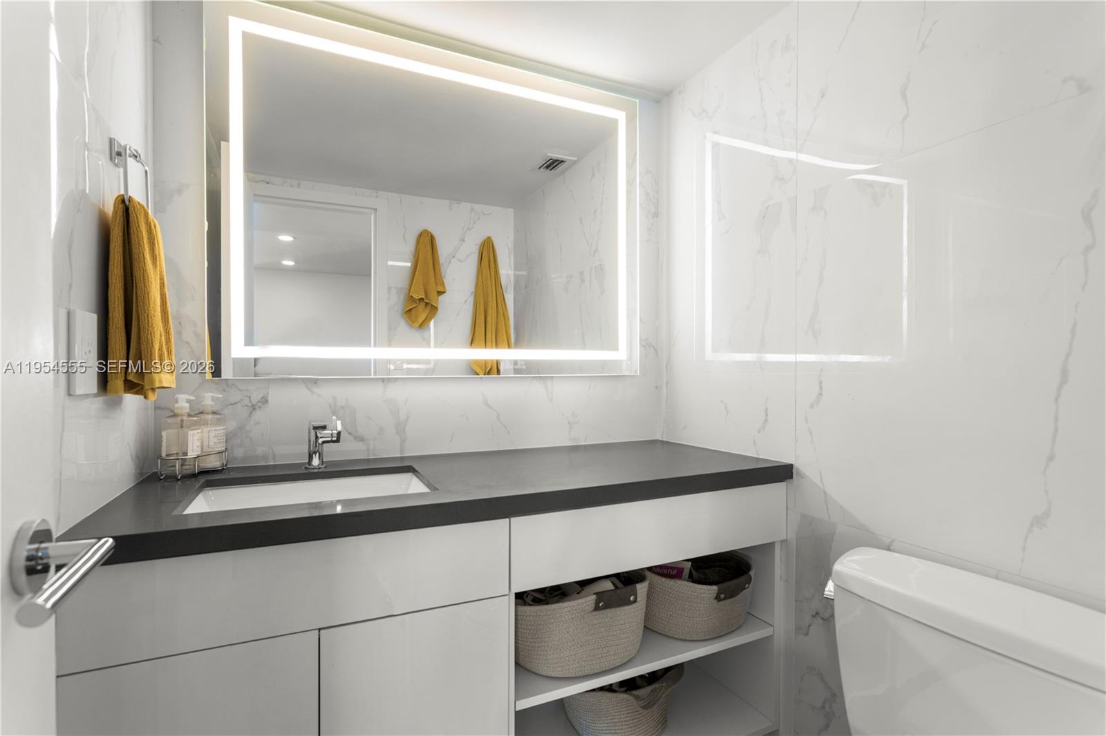 MIRASOL OCEAN TOWERS COND - Residential