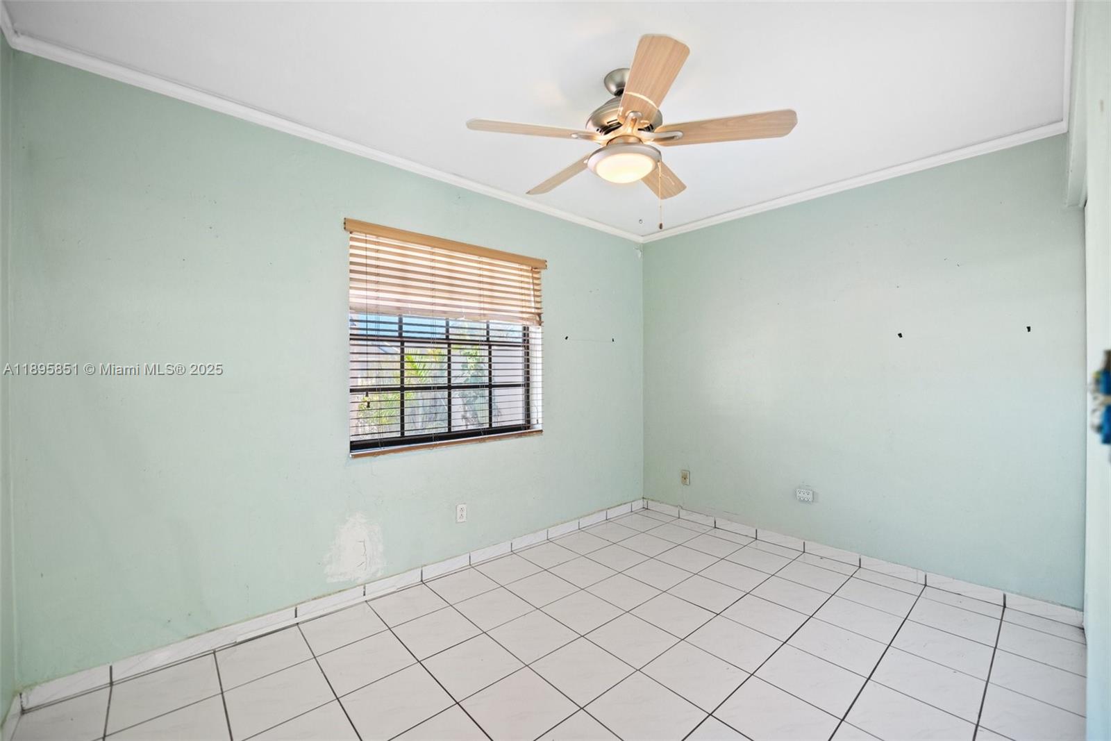 ROYALE GREEN TOWNHOUSE SE - Residential