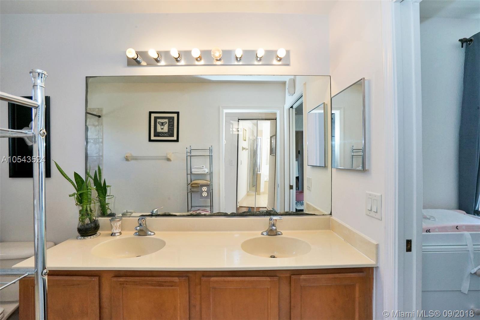 SILVER FALLS - Residential