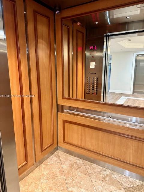 BRICKELL TOWNHOUSE CONDO - Residential Lease